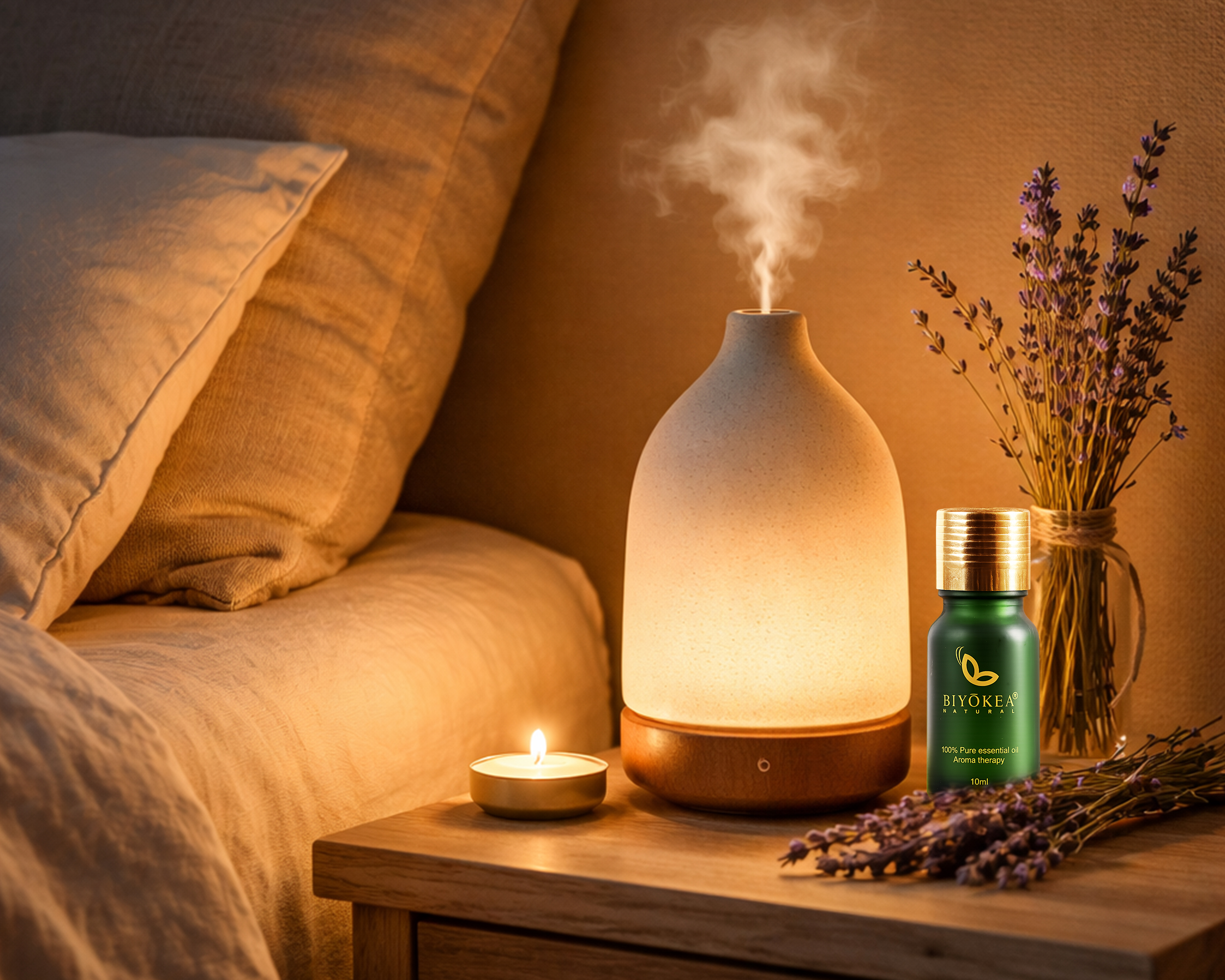 Tinh dầu xông phòng ngủ Oải hương nhẹ nhàng vỗ về giấc ngủ và tạo không gian thư giãn tĩnh lặng.